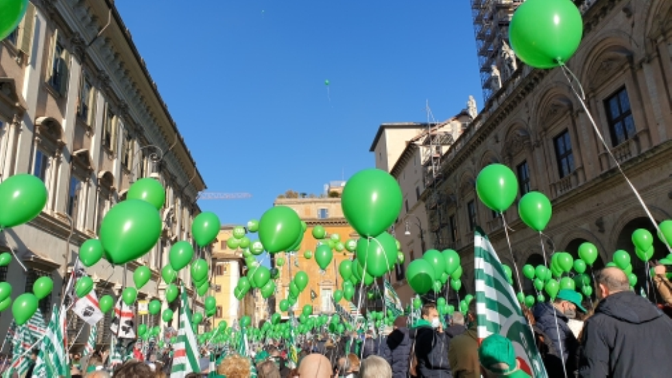 imm_9792_manifestaz-roma-18.12.2021.jpg